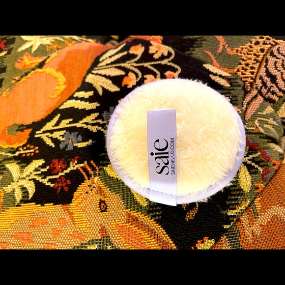 NEW Saie Reusable Makeup remover pads - Picture 2 of 3